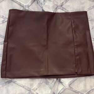 Elegant Brown Leather Skirt